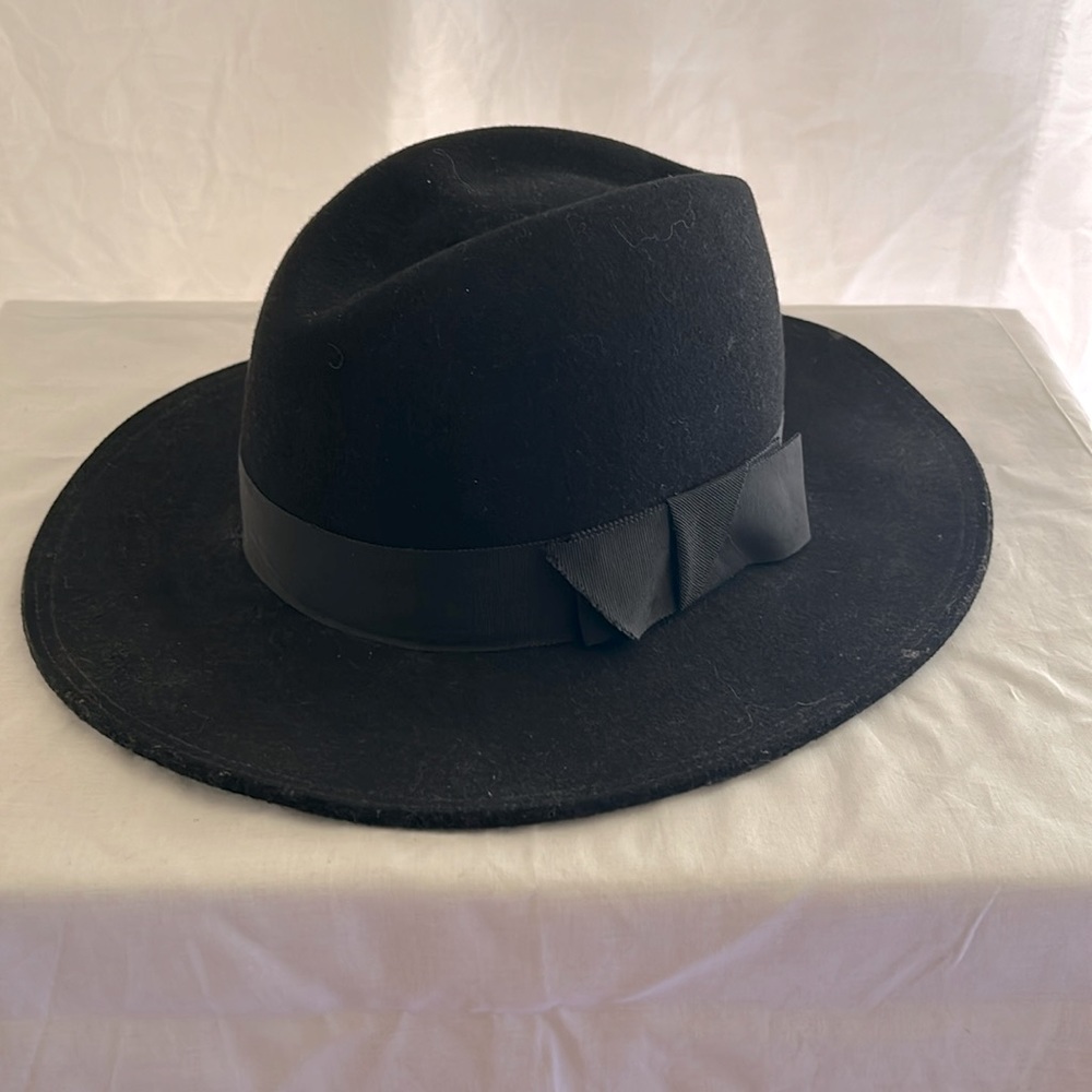 Vintage black IMPORTINA Panama Fedora wide brim with flat ribbon on side.